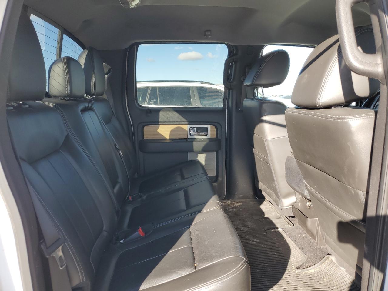 2011 Ford F-150 - Image 11
