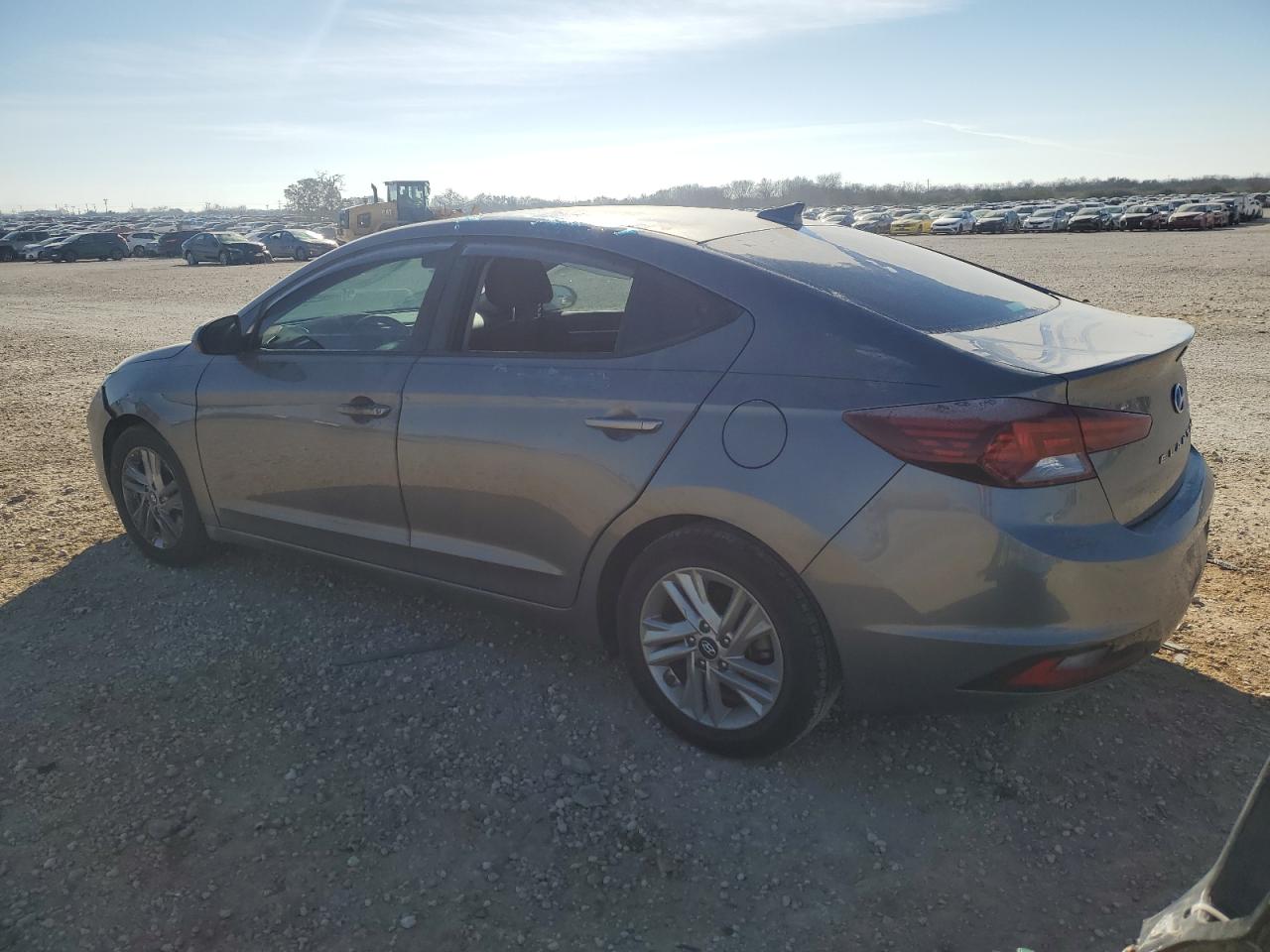 2020 Hyundai Elantra - Image 2