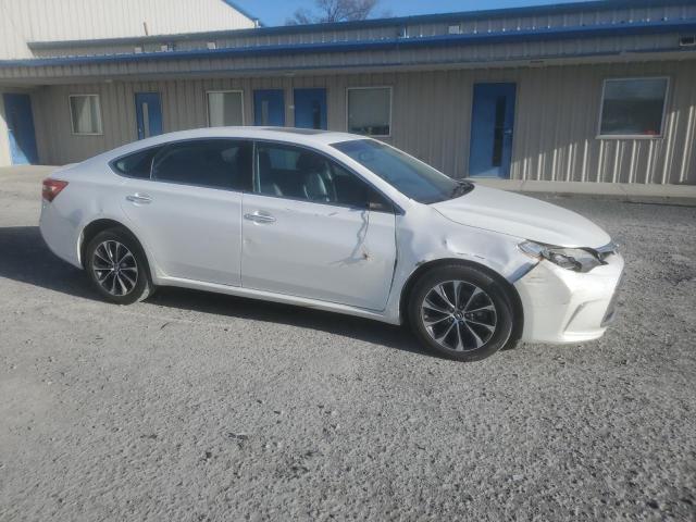  TOYOTA AVALON 2016 White