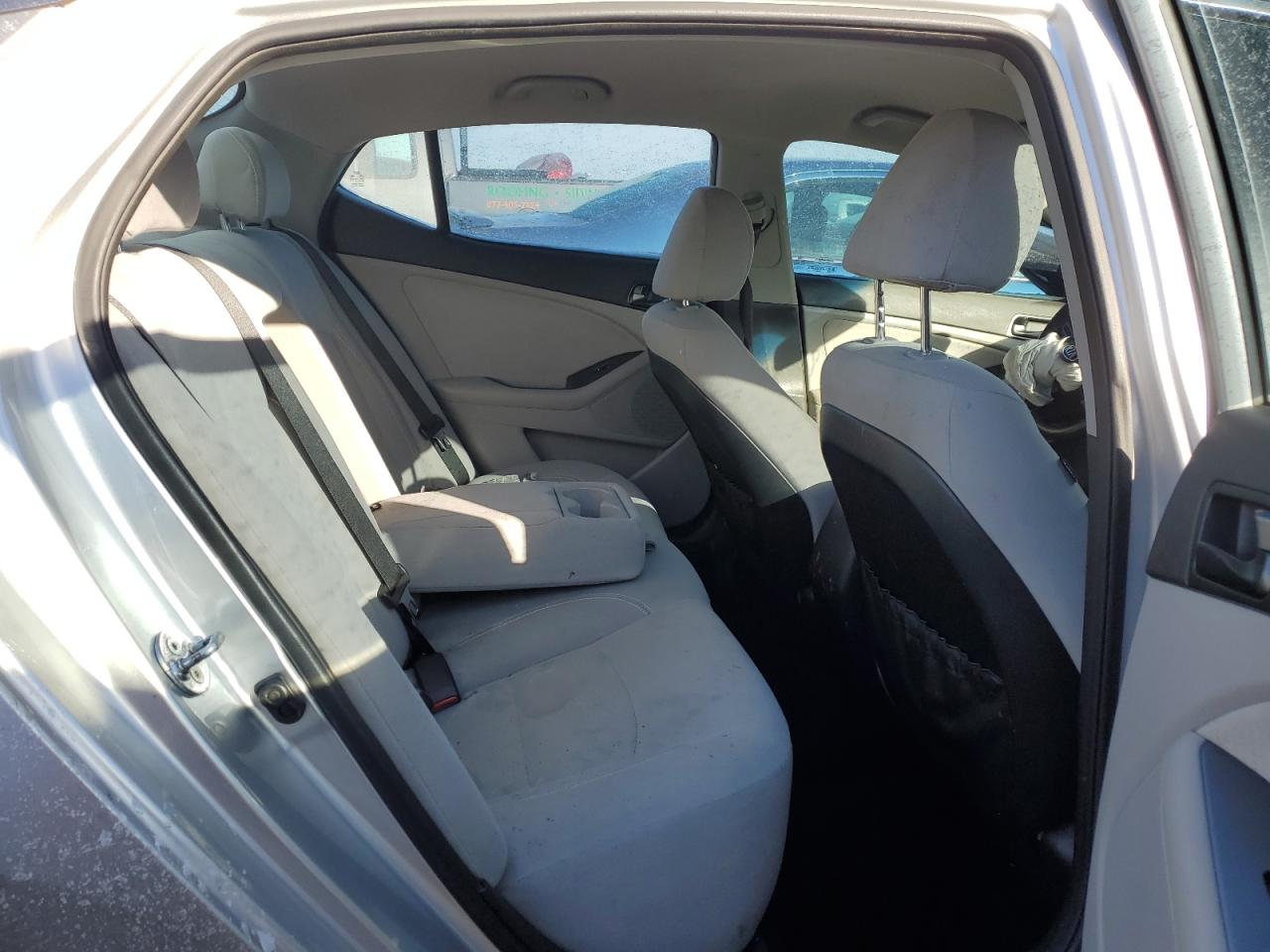 2014 Kia Optima - Image 10