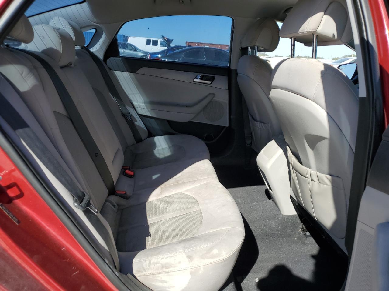 2016 Hyundai Sonata - Image 10