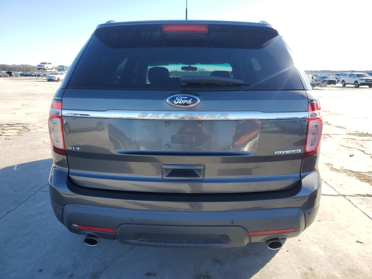 2015 Ford Explorer - Image 6