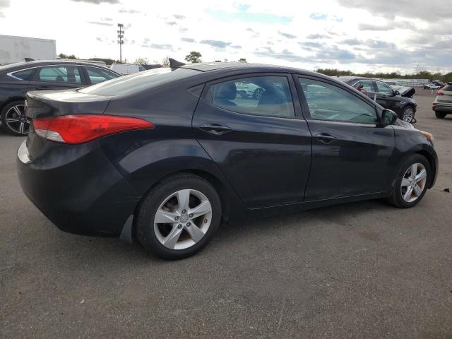  HYUNDAI ELANTRA 2013 Czarny