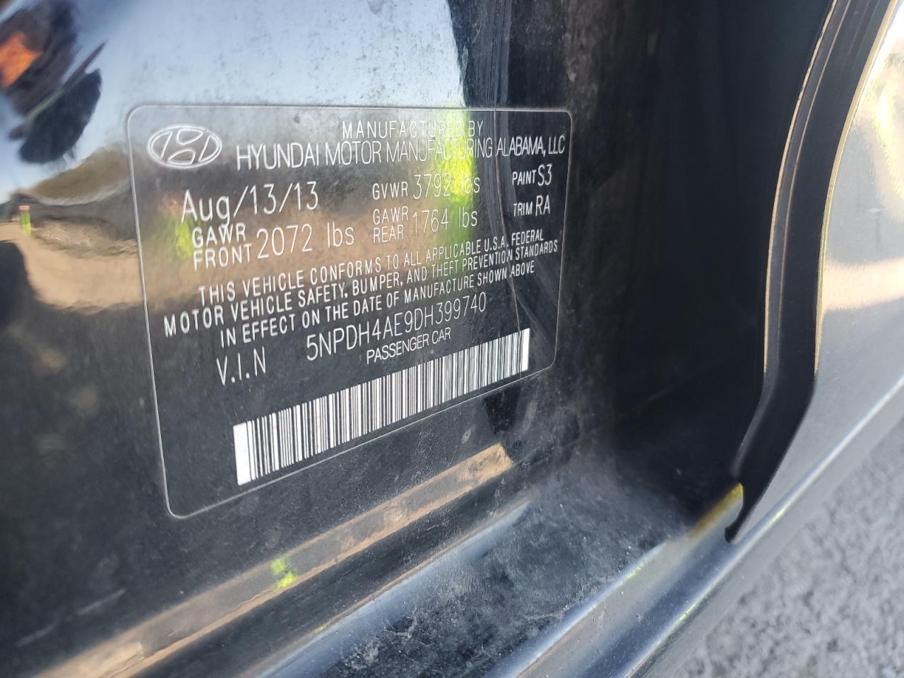 2013 Hyundai Elantra - Image 12