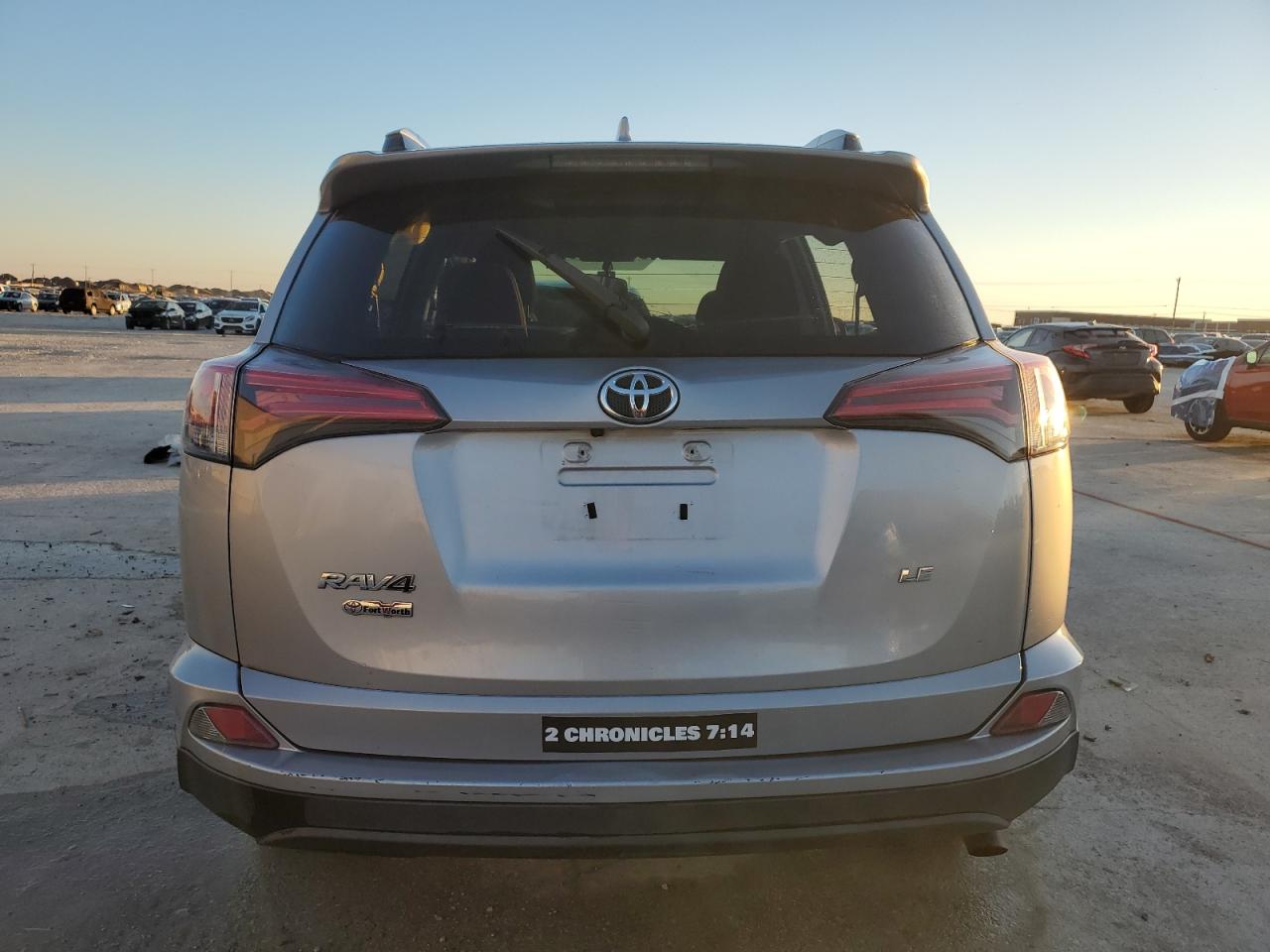 2016 Toyota RAV 4 - Image 6