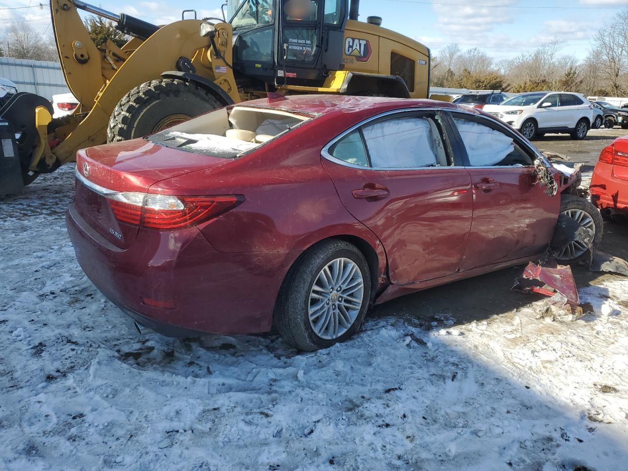 2015 Lexus ES - Image 3