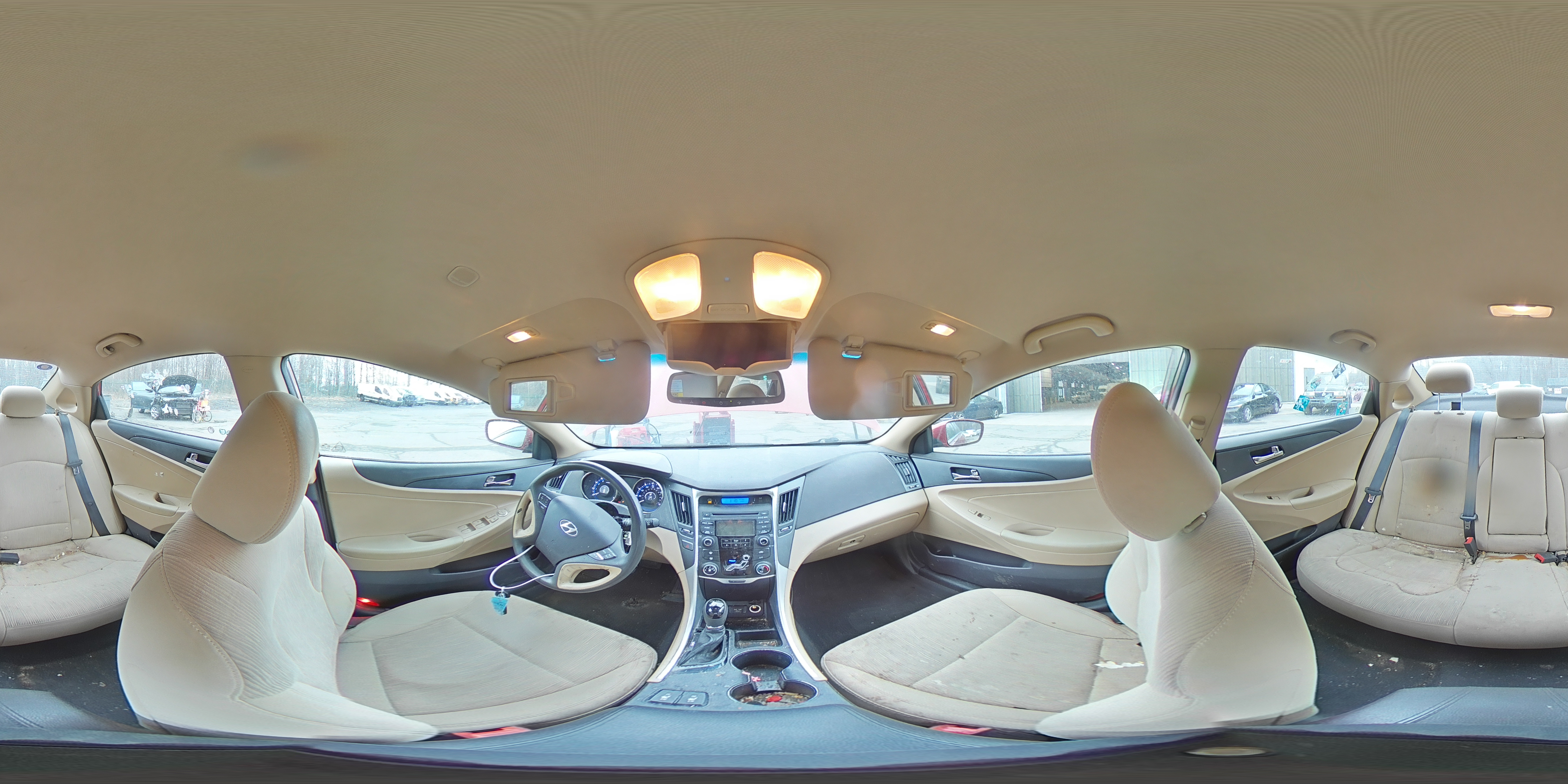 2013 Hyundai Sonata - Image 13