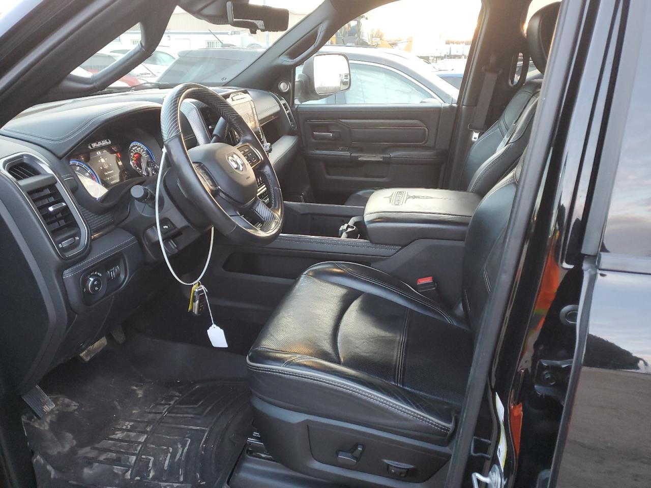2021 RAM 3500 - Image 7