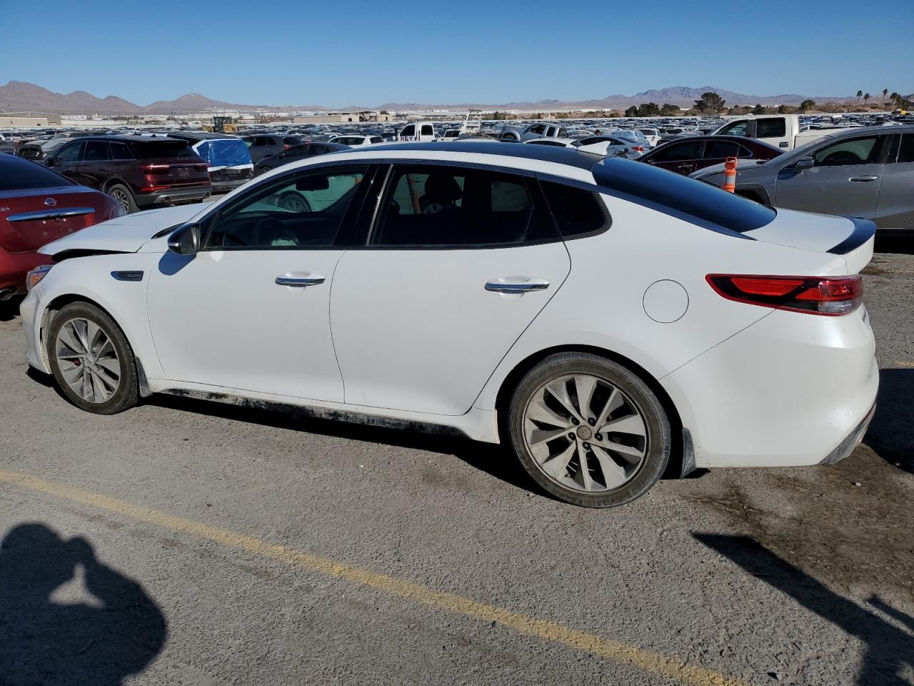 2017 Kia Optima - Image 2