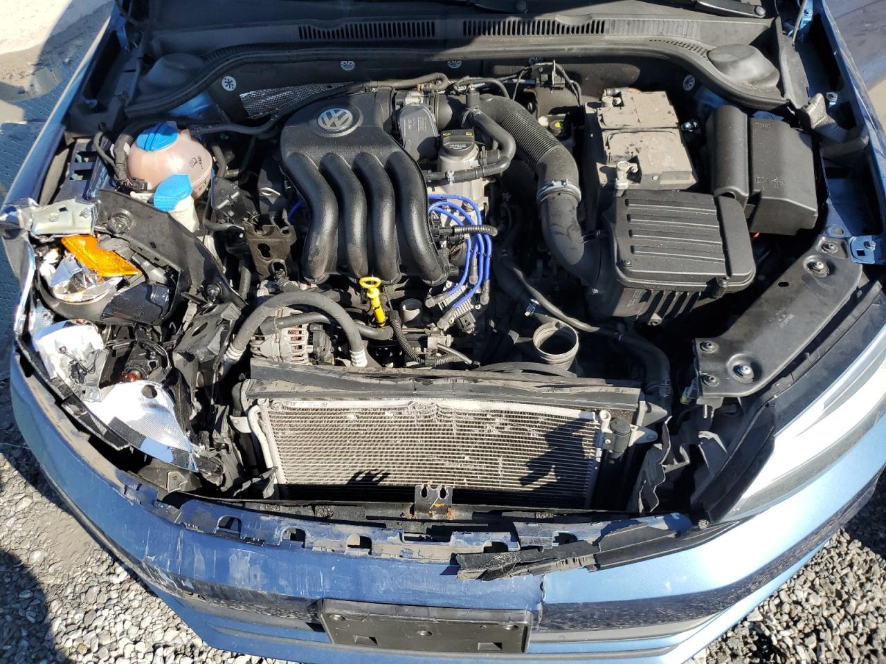 2015 Volkswagen Jetta - Image 11