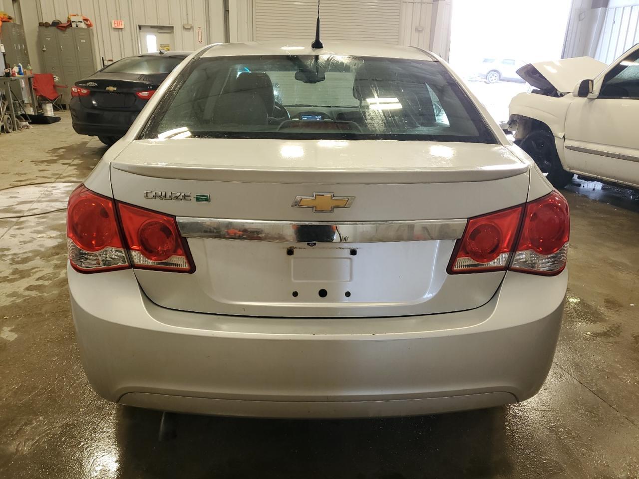 VIN 1G1PJ5SB4E7463774 2014 CHEVROLET CRUZE no.6