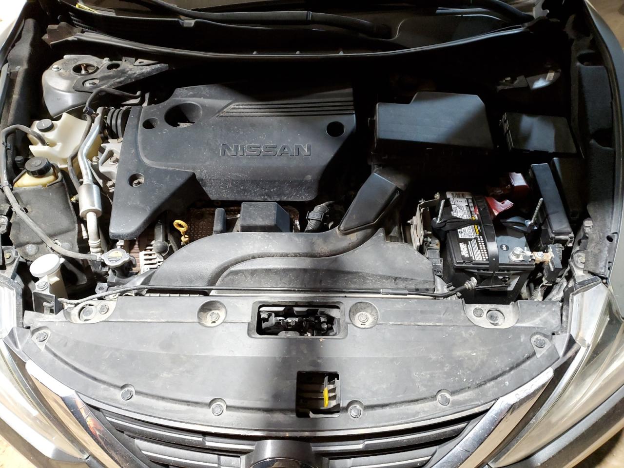 2017 Nissan Altima - Image 11