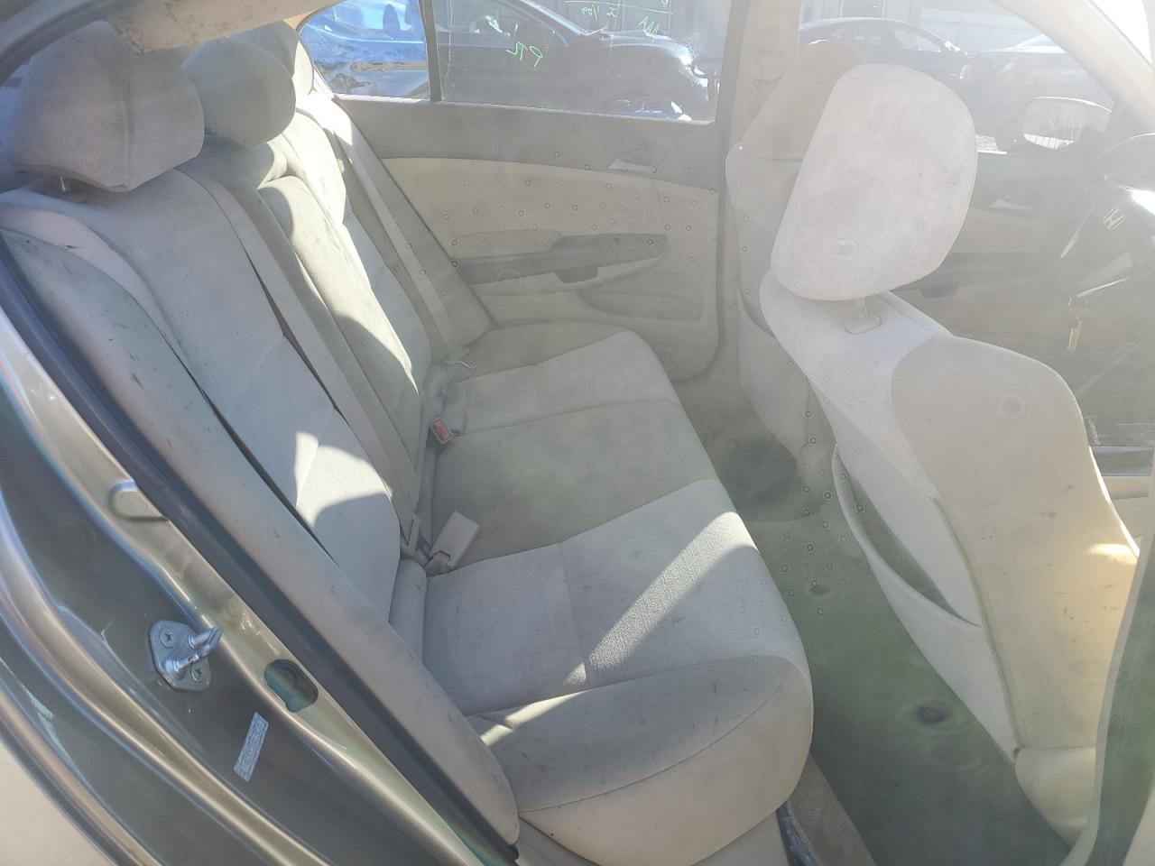 2010 Honda Accord - Image 10