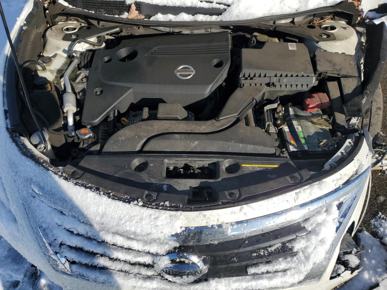 2015 Nissan Altima - Image 12