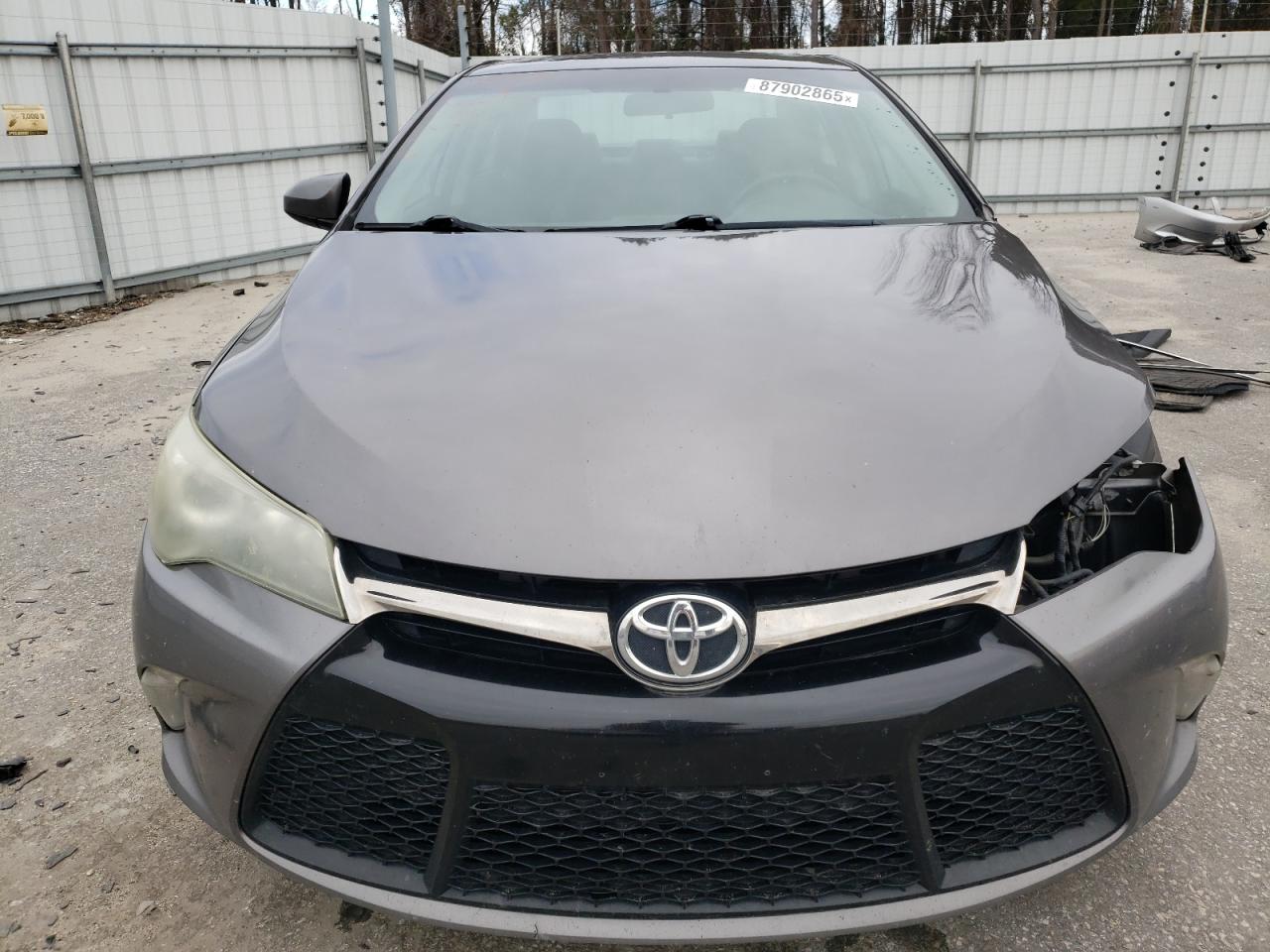 2016 Toyota Camry - Image 5