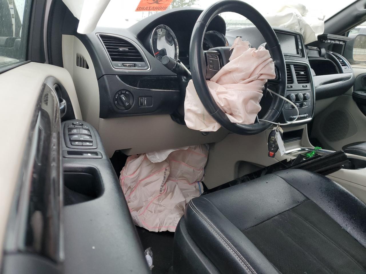 2019 Dodge Caravan - Image 8