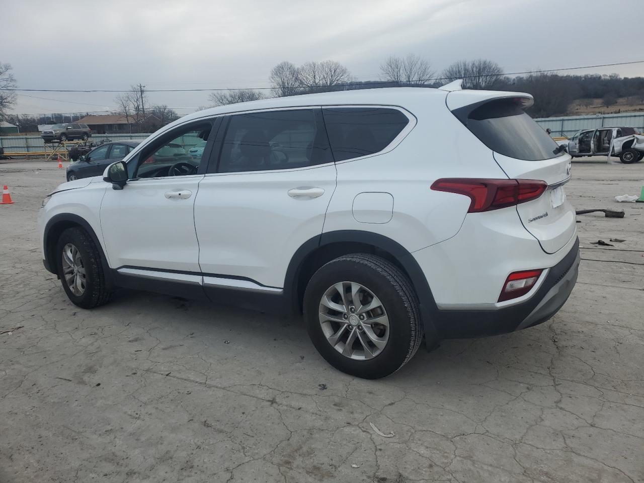 2020 Hyundai Santa Fe - Image 2