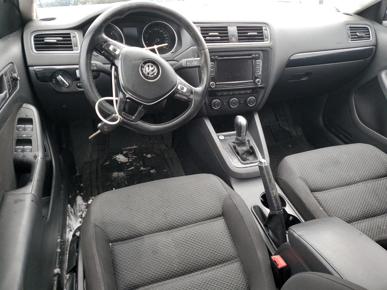 2015 Volkswagen Jetta - Image 8