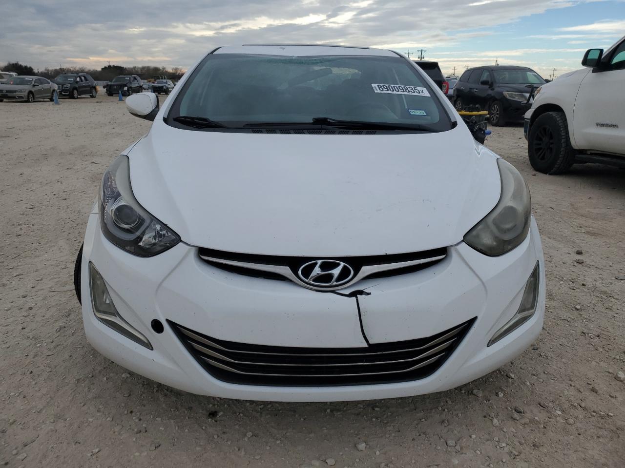 2015 Hyundai Elantra - Image 5