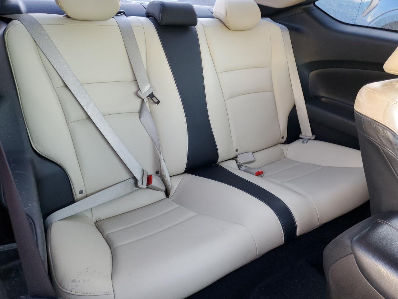 2015 Honda Accord - Image 10