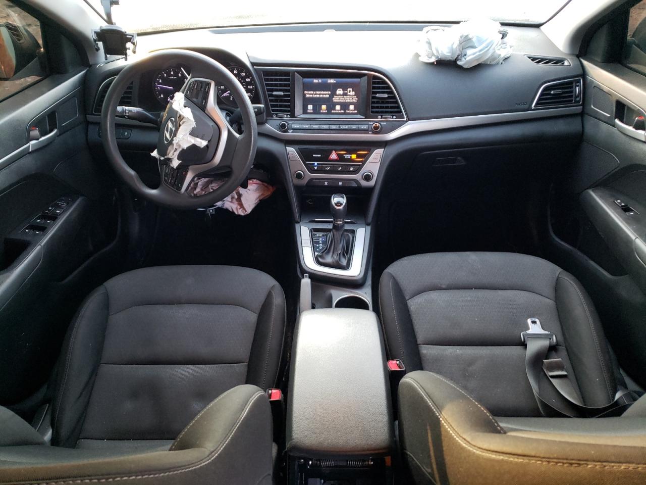 2018 Hyundai Elantra - Image 8