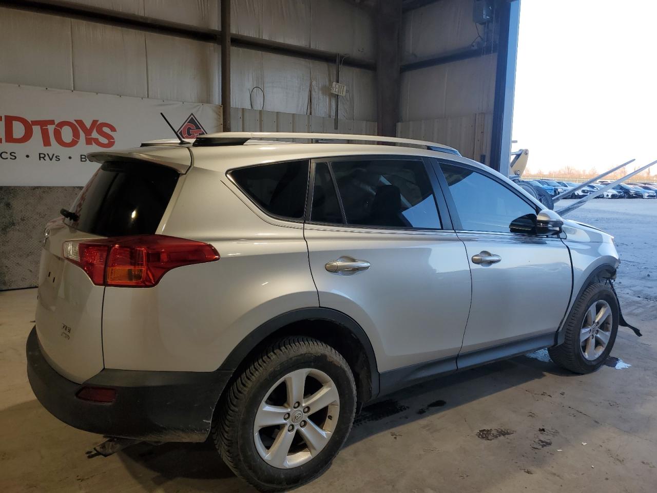 2013 Toyota RAV 4 - Image 3
