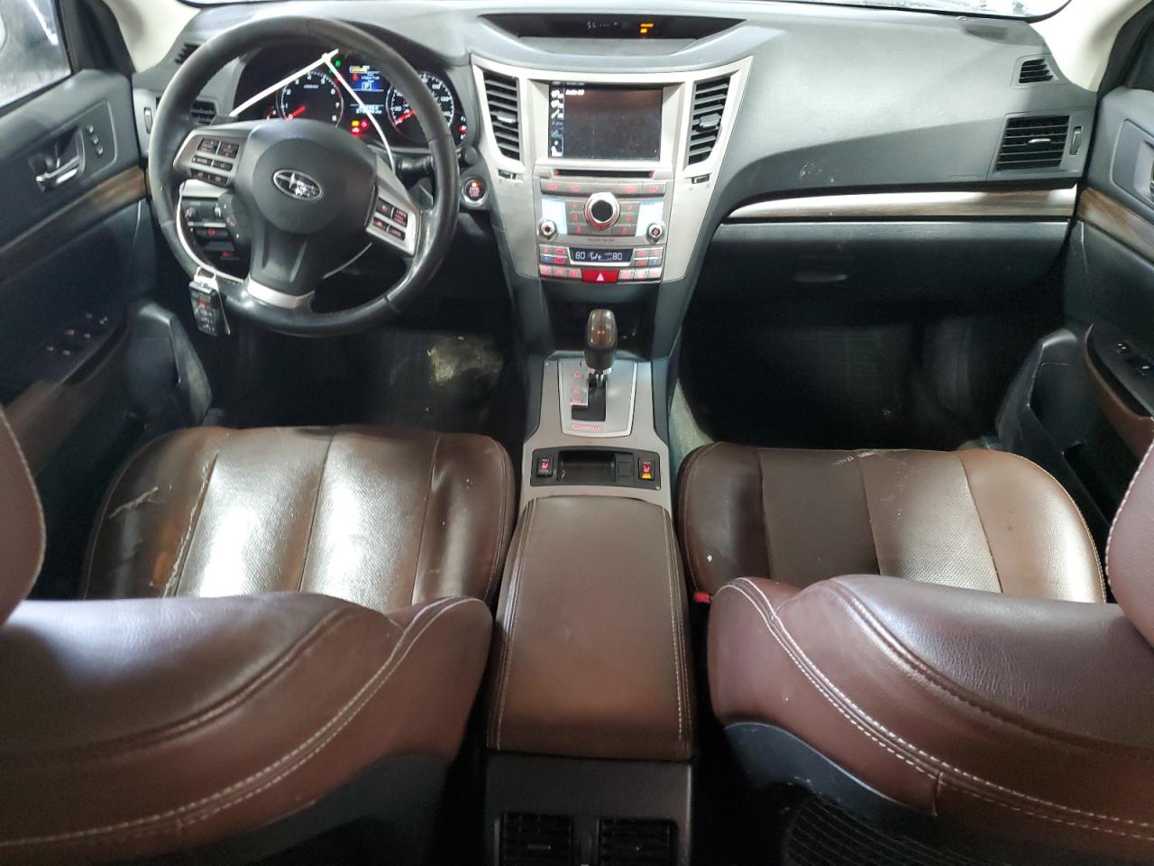 2014 Subaru Outback - Image 8