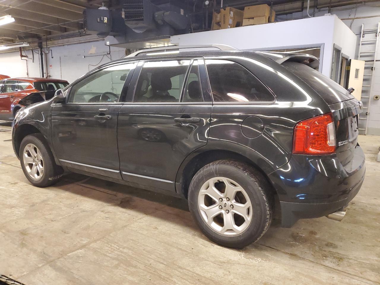 2014 Ford Edge - Image 2