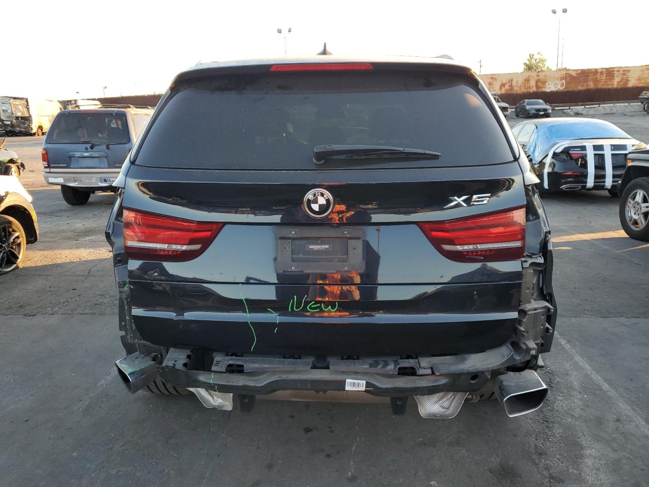 VIN 5UXKR2C57G0R69529 2016 BMW X5 no.6