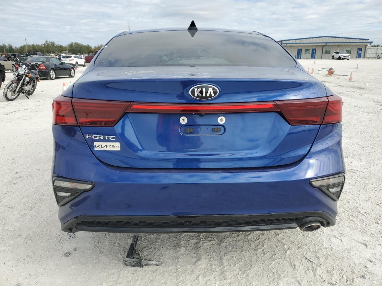 2021 Kia Forte - Image 6