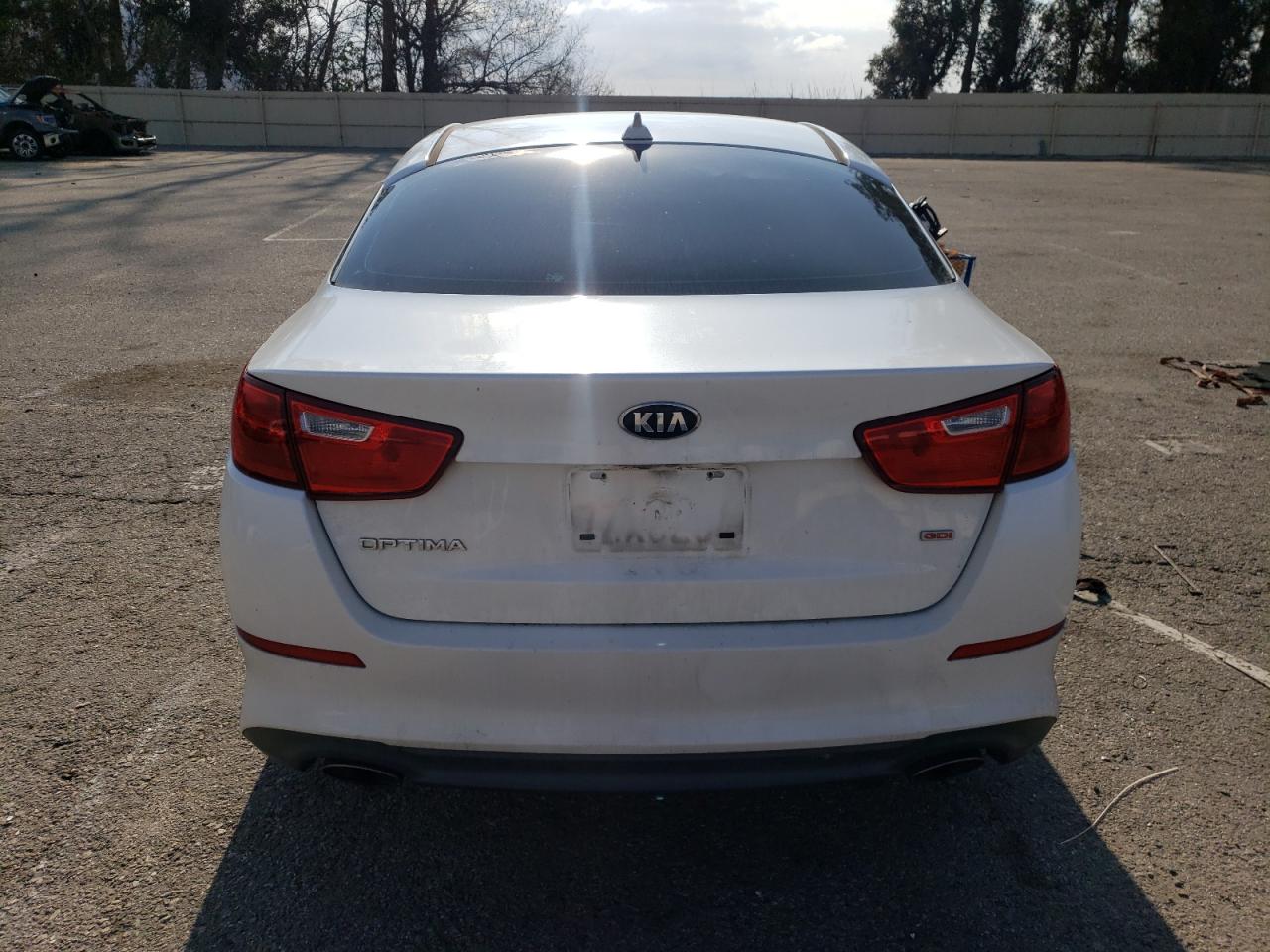 2015 Kia Optima - Image 6