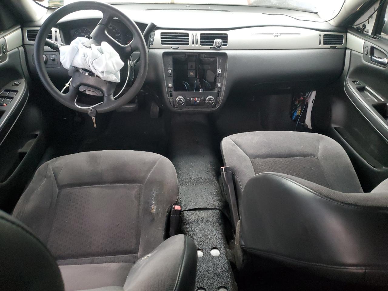 2010 Chevrolet Impala - Image 8