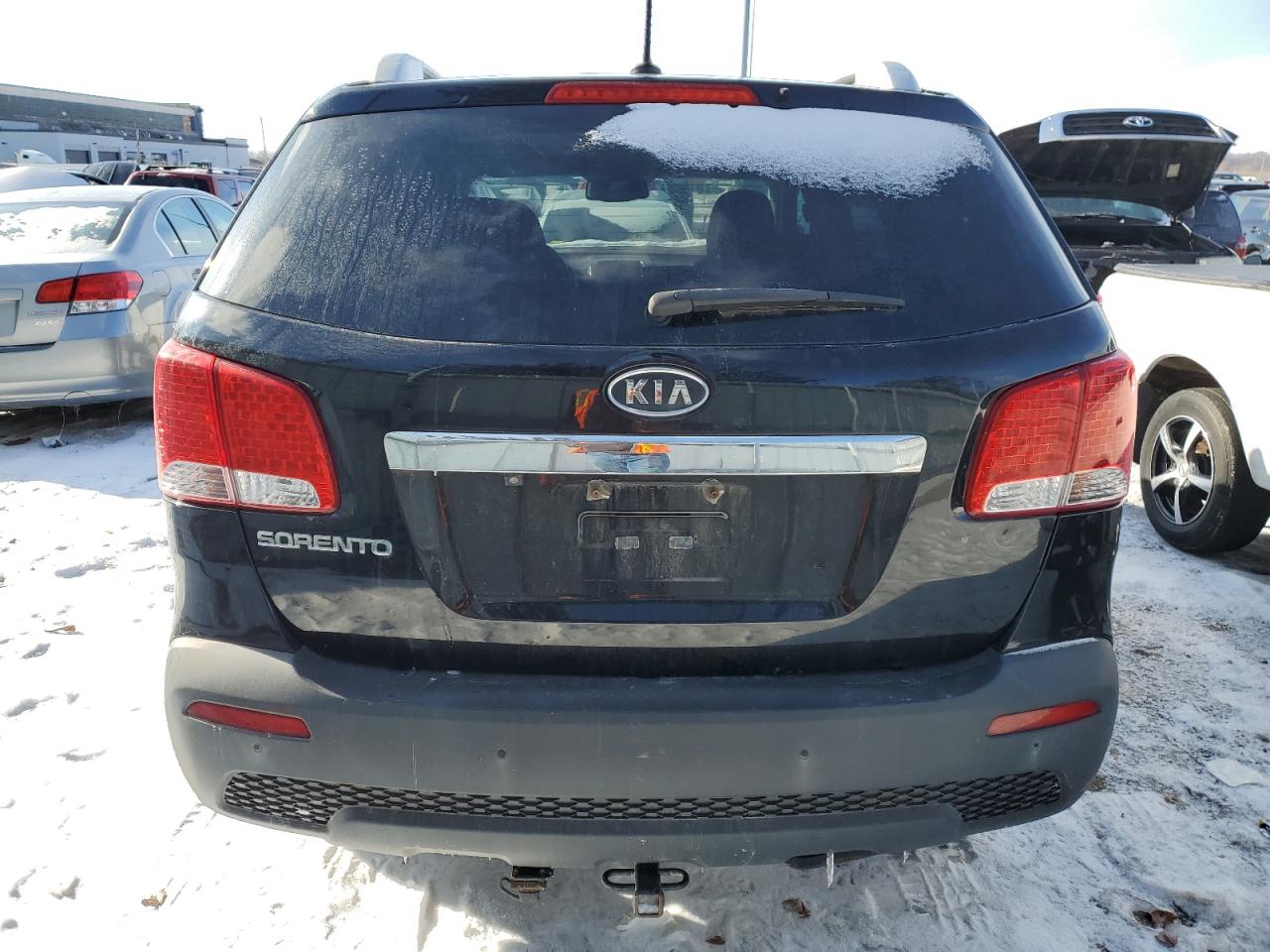 2011 Kia Sorento - Image 6