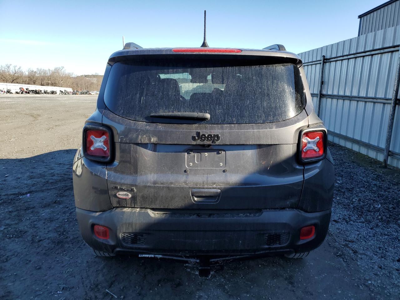 2021 Jeep Renegade - Image 6