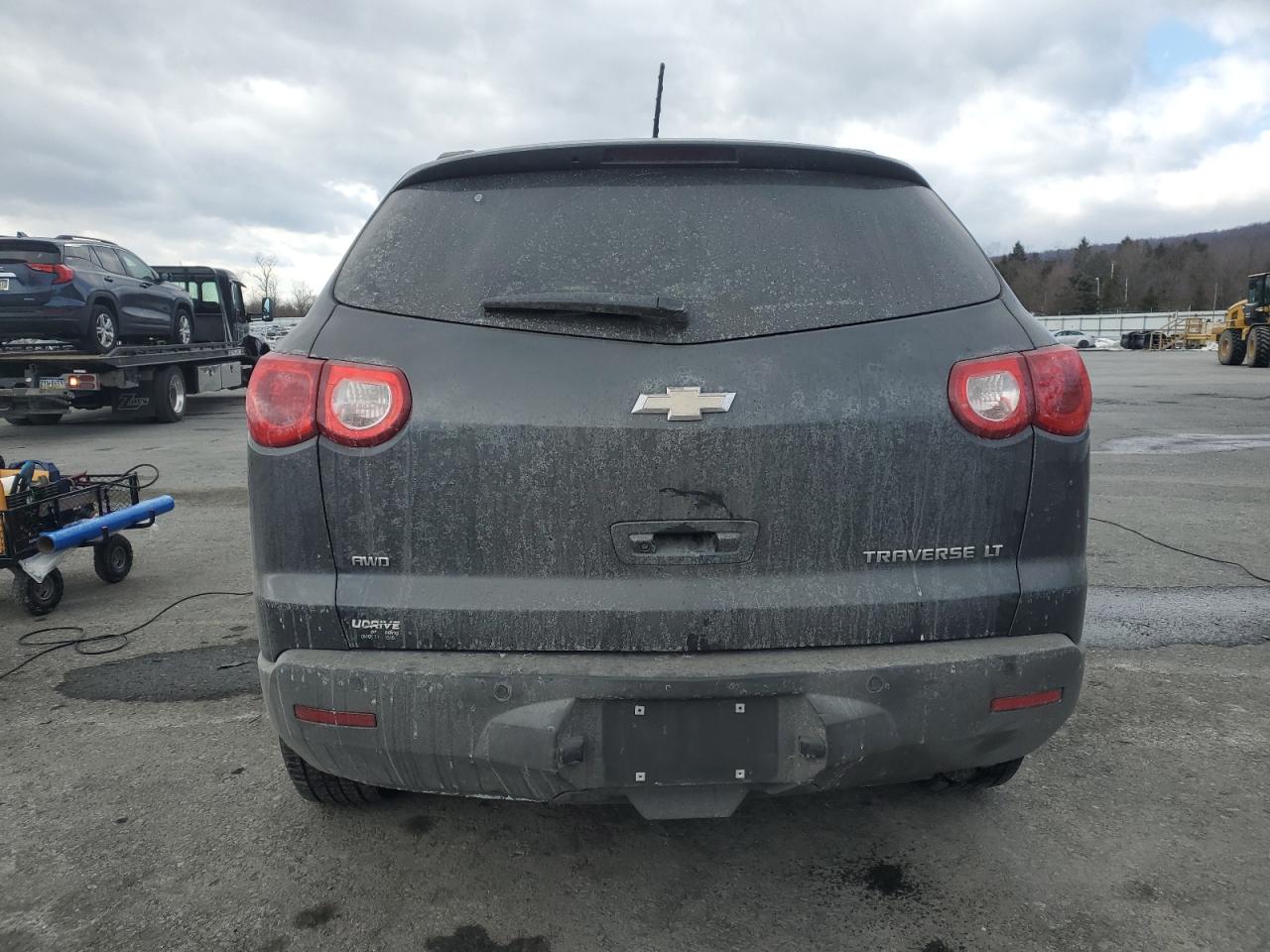 2012 Chevrolet Traverse - Image 6