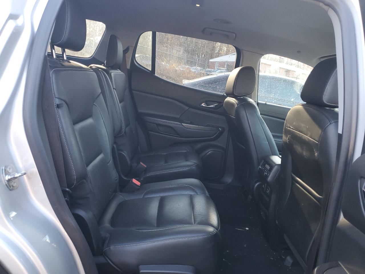 2019 GMC Acadia - Image 12