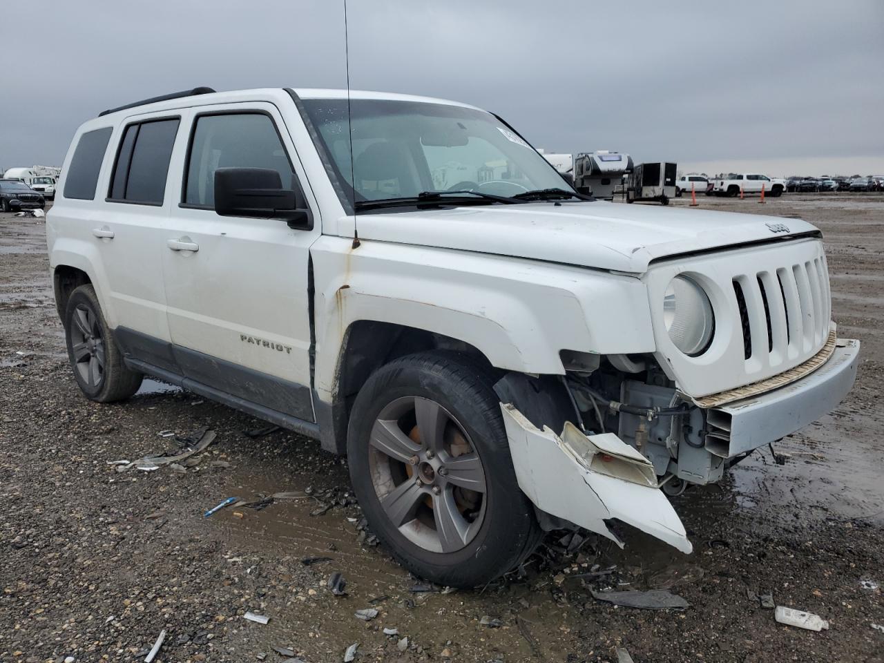2015 Jeep Liberty (Patriot) - Image 4