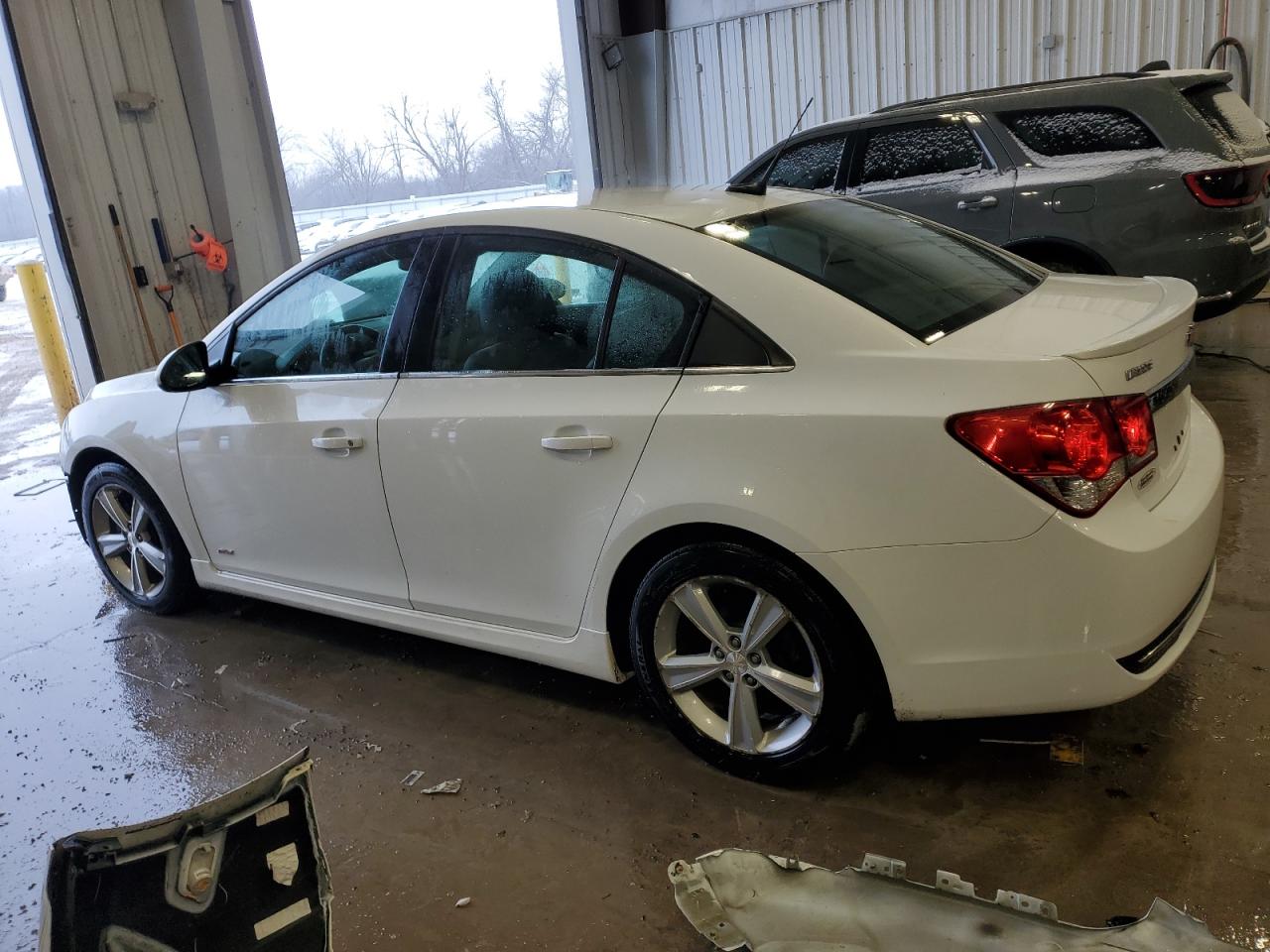 VIN 1G1PE5SB4E7256032 2014 CHEVROLET CRUZE no.2