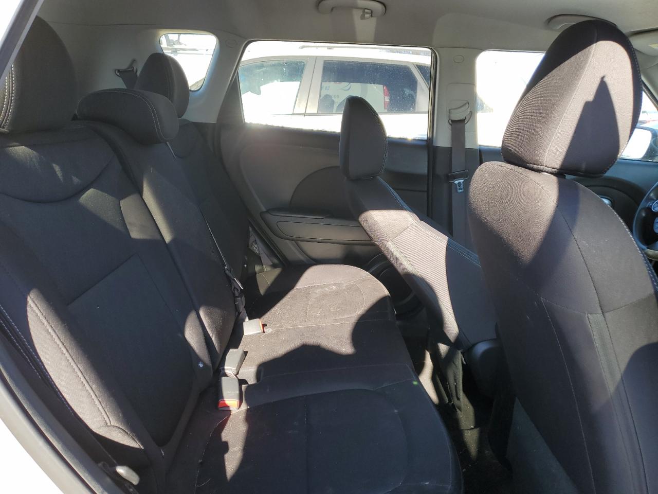 2015 Kia Soul - Image 11