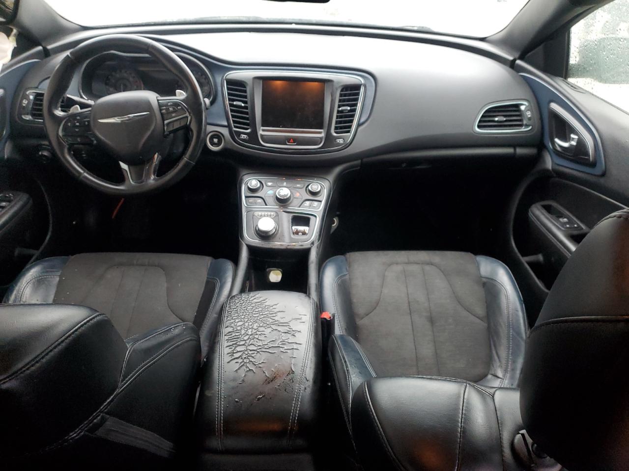 2015 Chrysler 200 - Image 8