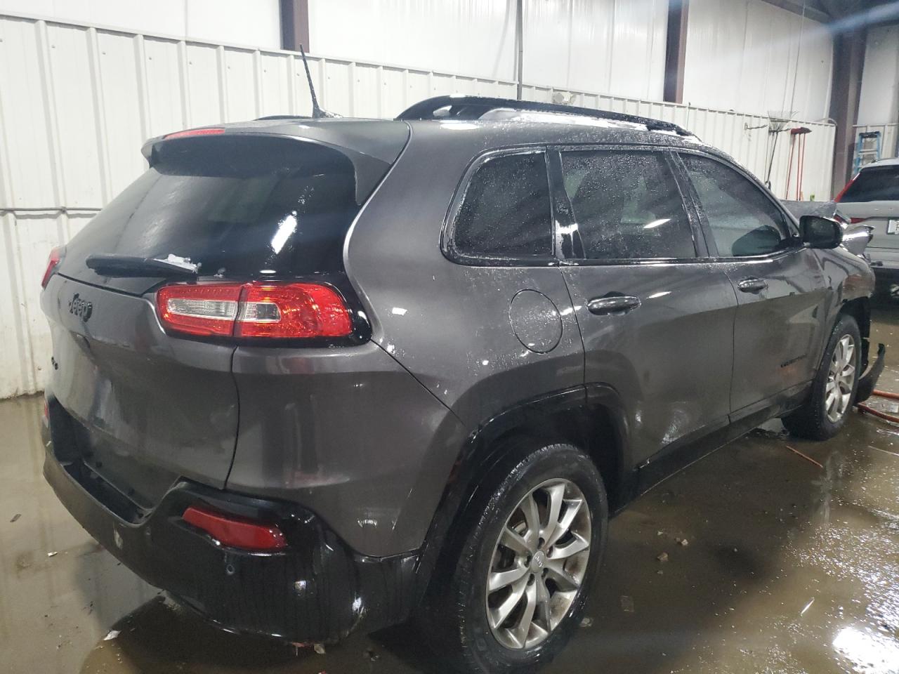 2018 Jeep Grand Cherokee - Image 3
