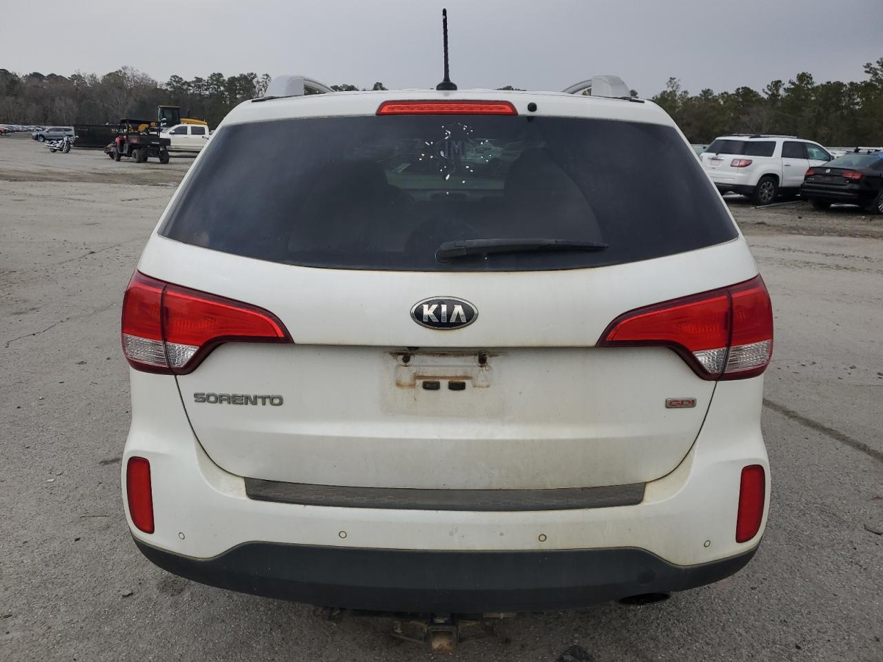2015 Kia Sorento - Image 6
