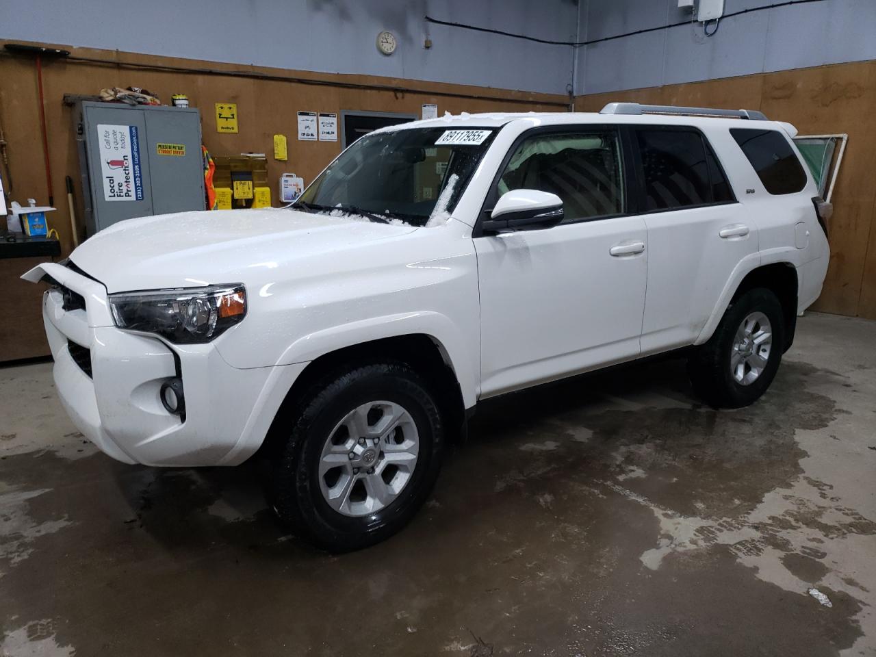 2018 Toyota 4Runner - Image 1