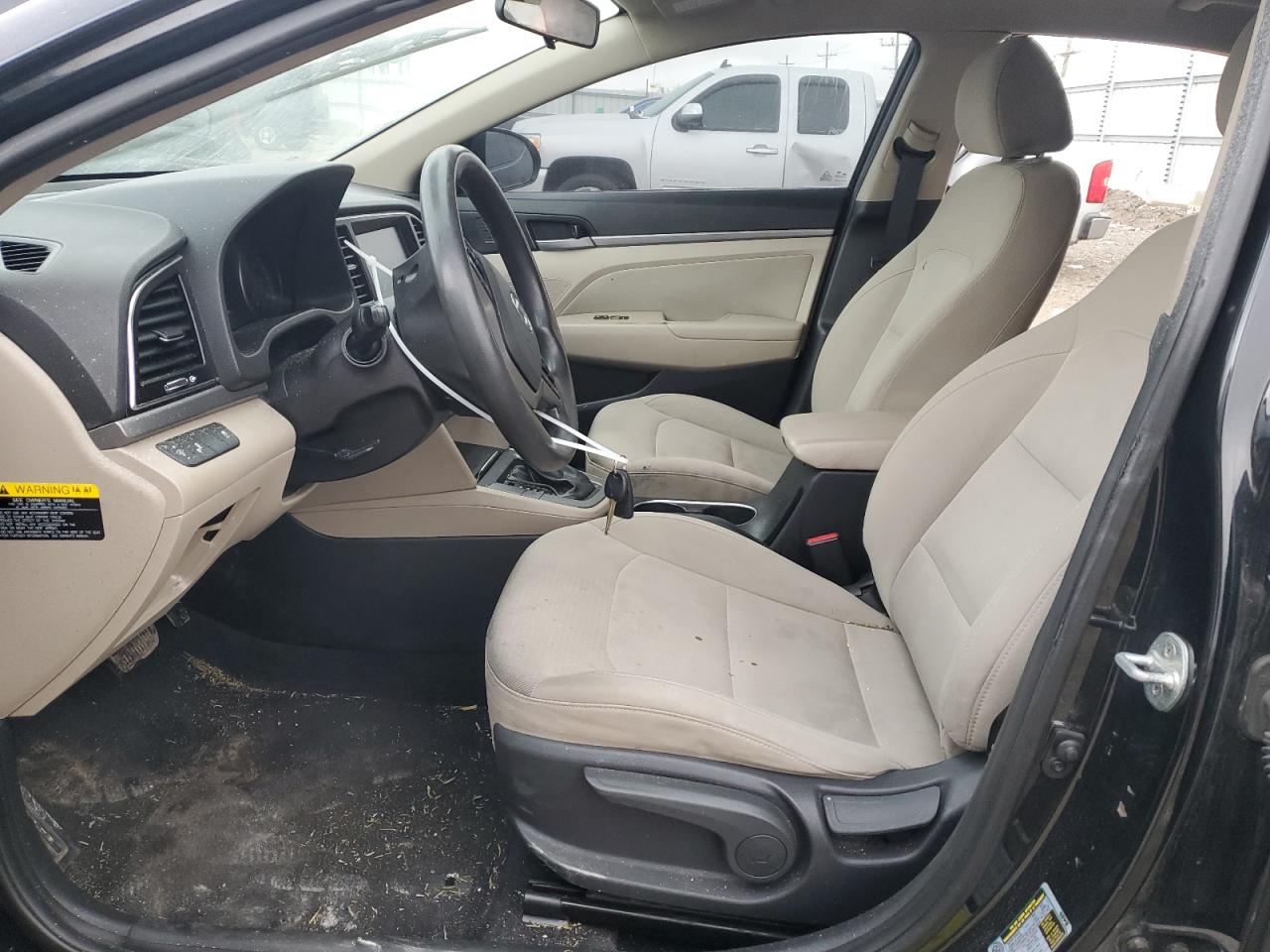 2018 Hyundai Elantra - Image 7