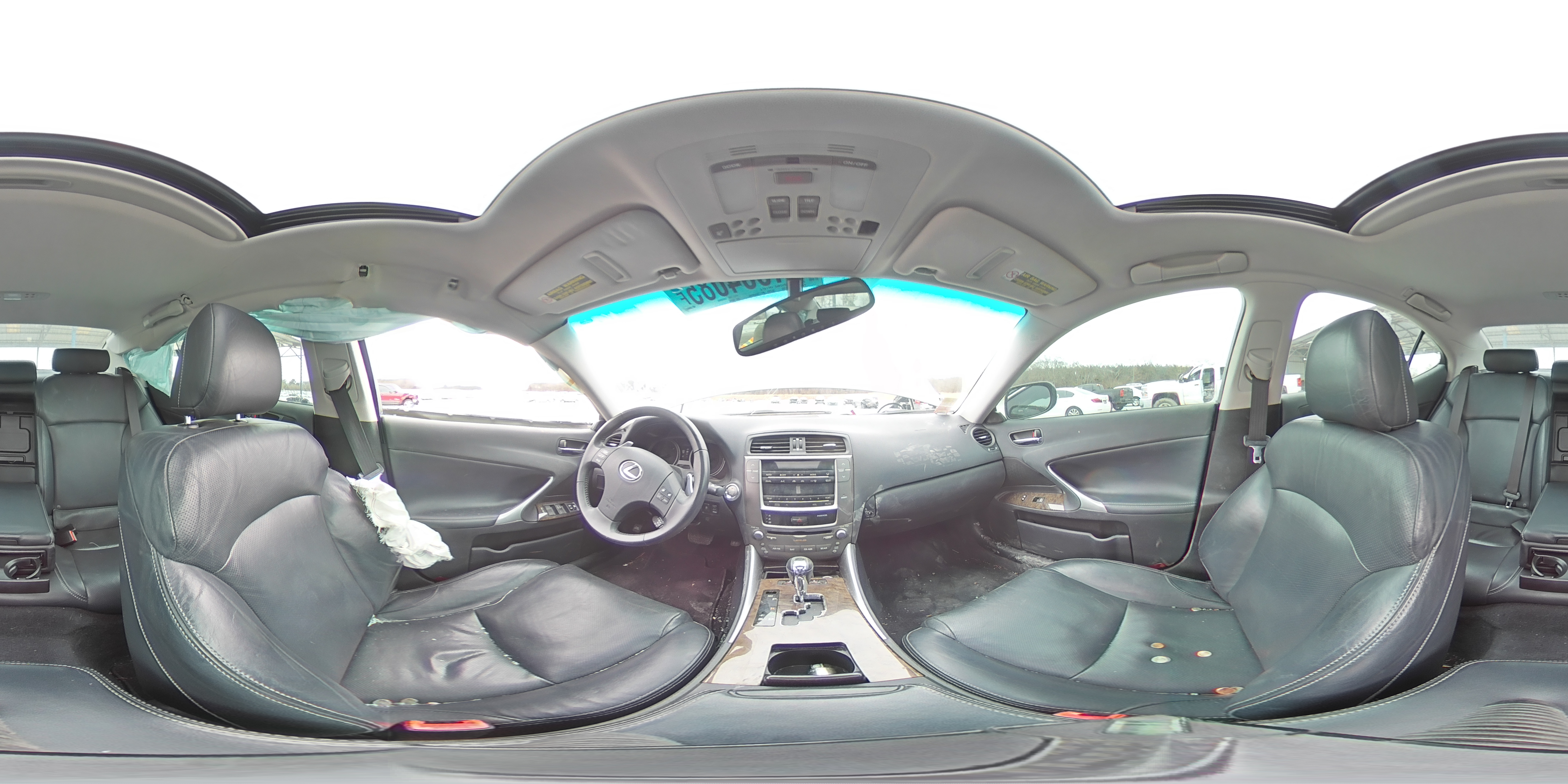 2010 Lexus IS - Image 12