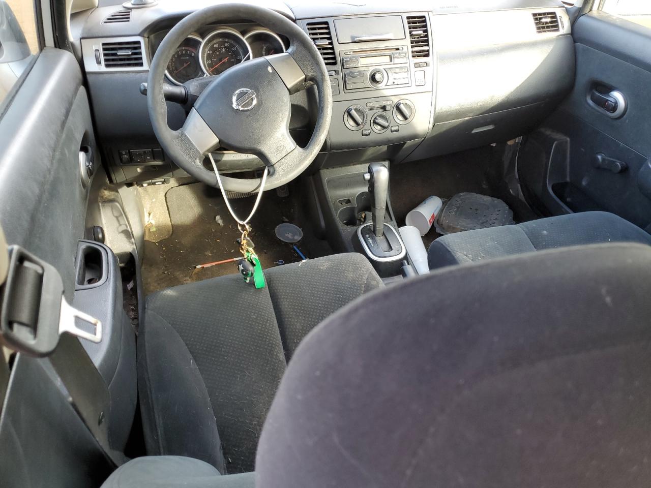2010 Nissan Versa - Image 8