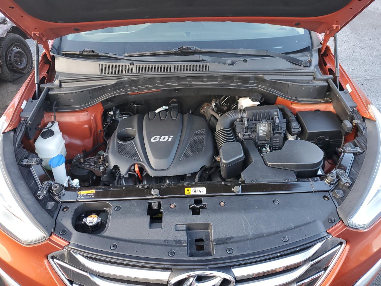 2015 Hyundai Santa Fe - Image 12