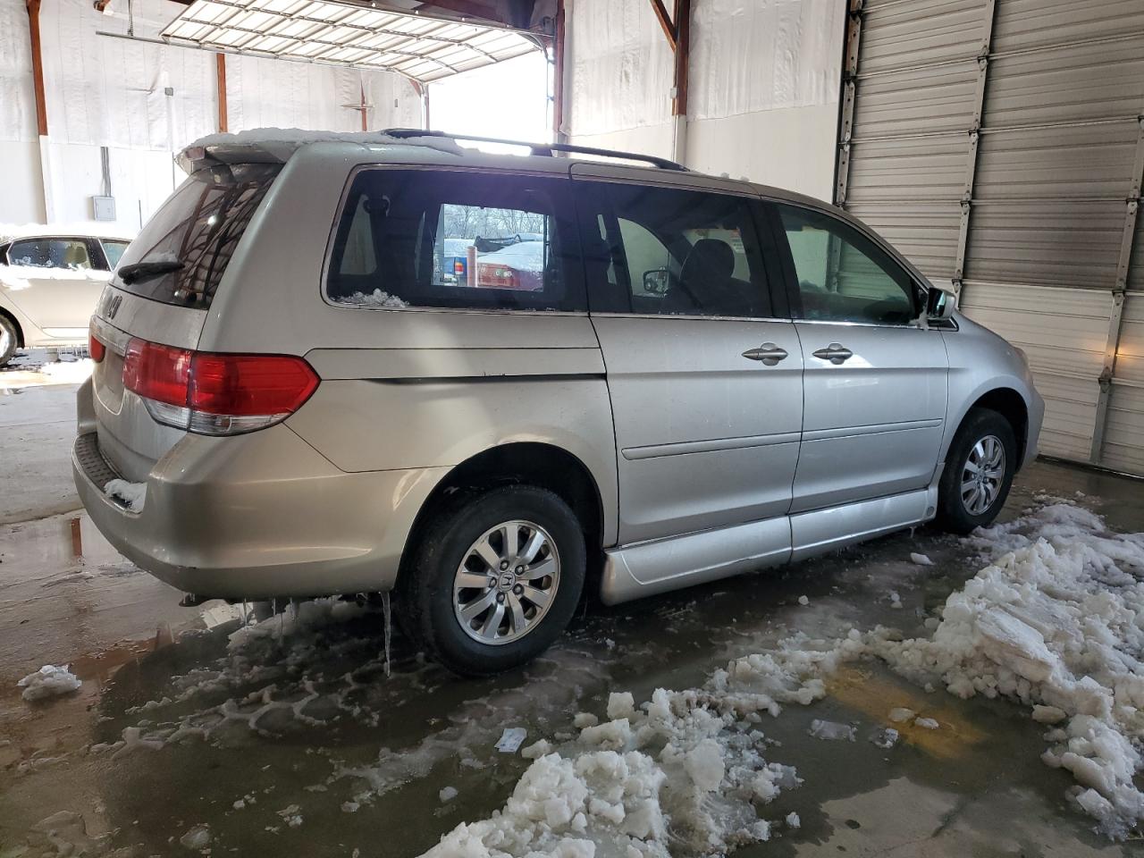 2008 Honda Odyssey - Image 3