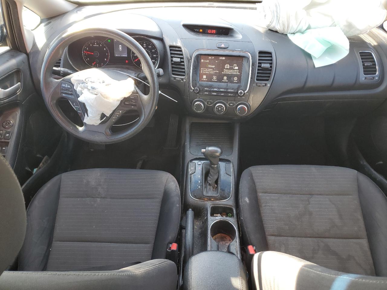2018 Kia Forte - Image 8