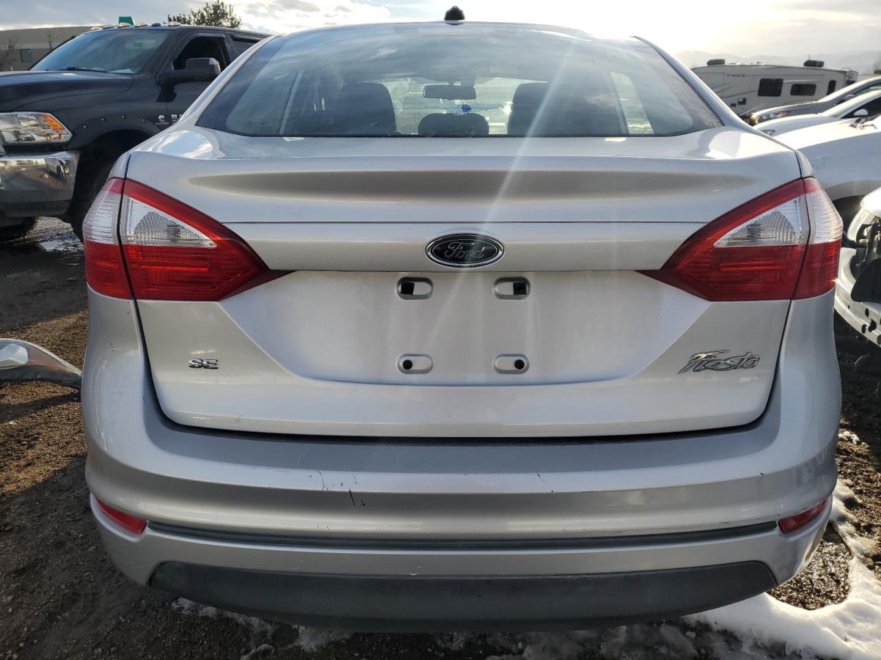 2014 Ford Fiesta - Image 6